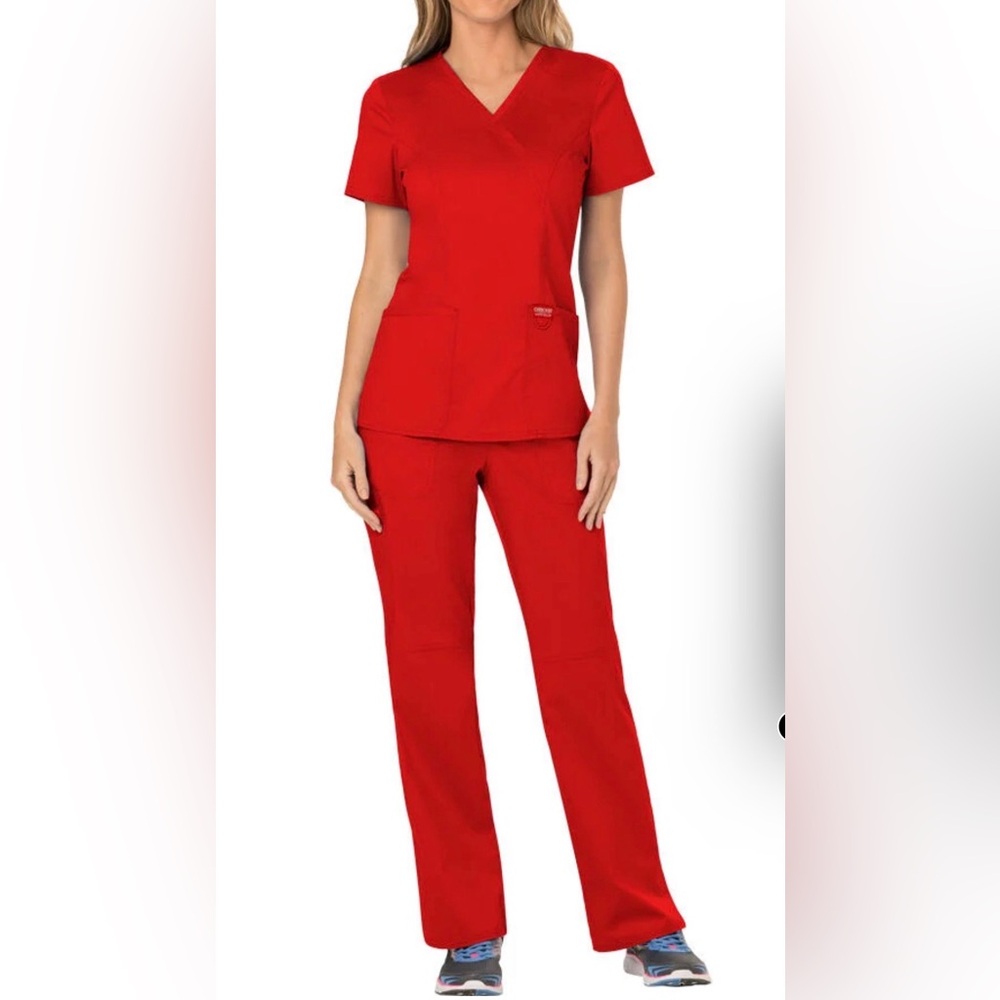 Cherokee Women’s Scrub Set. 3-pocket Mock Wrap Top & Elastic Waist Cargo Pants